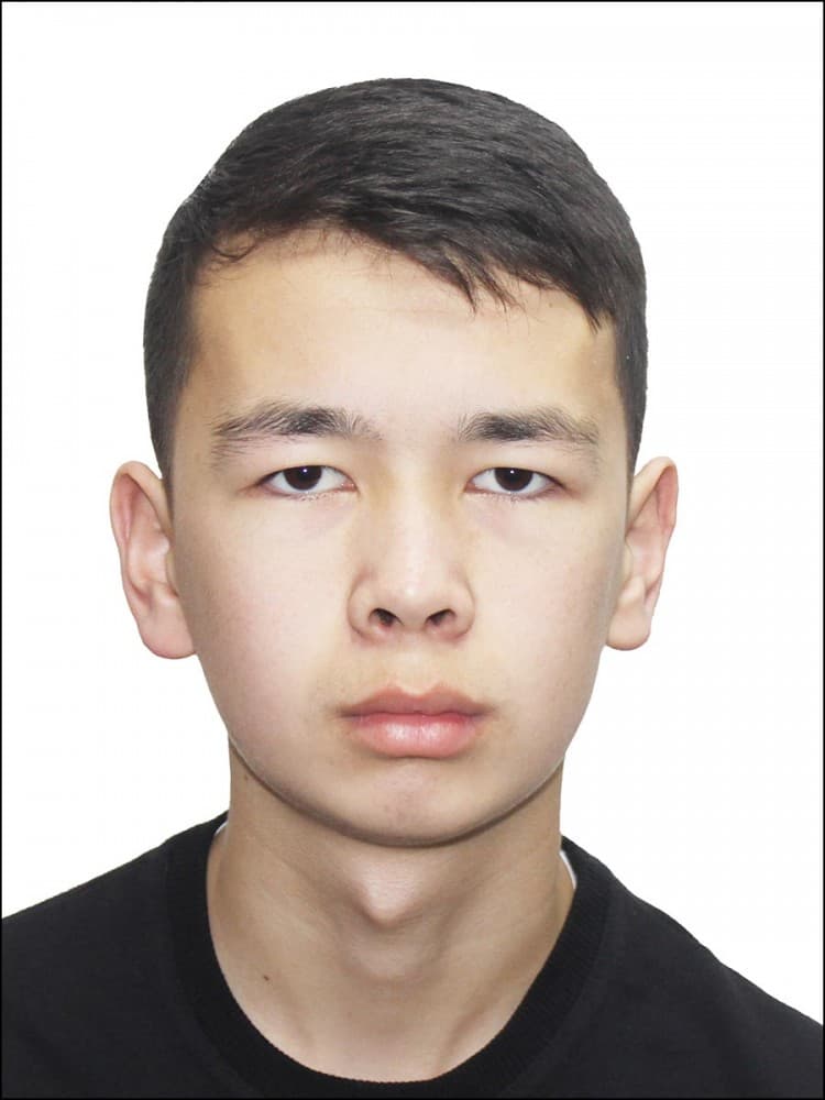 Оморов
